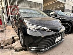 تۆیۆتا سیانا